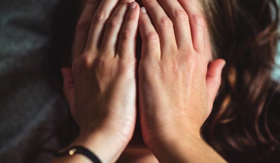 jannes jacobs 1zowx cikb8 unsplash